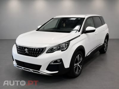 Peugeot 5008 1.2 PureTech Allure EAT8