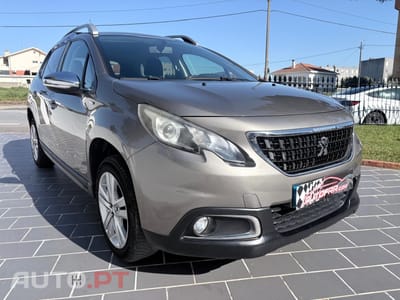 Peugeot 2008 1.2 PureTech Style