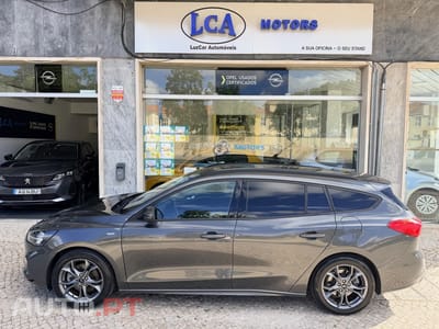Ford Focus SW 1.0 EcoBoost ST-Line X