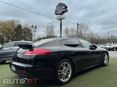 Porsche Panamera Standard