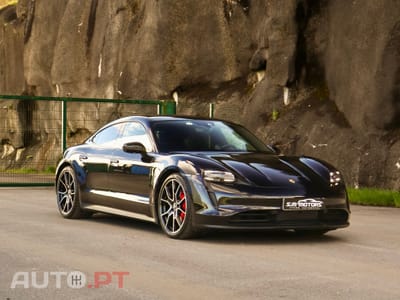 Porsche Taycan 4S