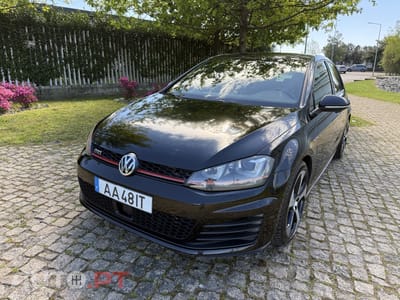 Volkswagen Golf 2.0 TSI GTI DSG