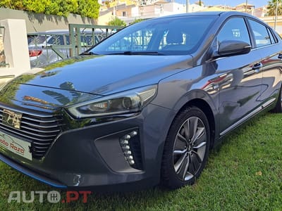 Hyundai Ioniq 5 1.6 GDI HEV (híbrido gasolina + elétrico) Potência combinada de 141 cv