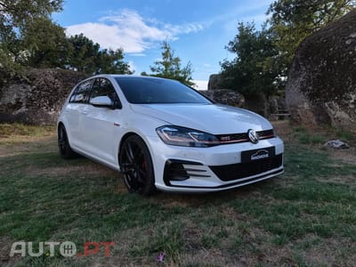 Volkswagen Golf 2.0 TSI GTI Performance