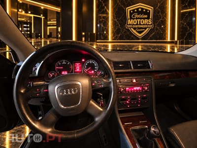 Audi A4 2.0 TDI quattro S-line