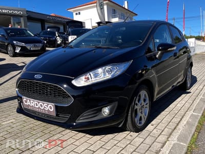 Ford Fiesta 1.0 EcoBoost S&S TITANIUM