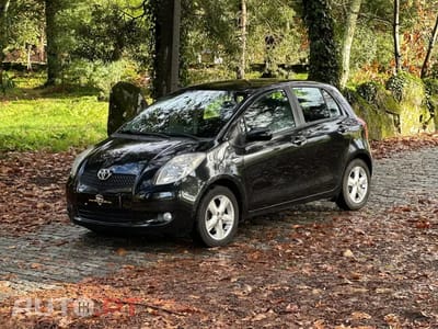 Toyota Yaris 1.0 VVT-i High Pack MM