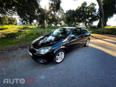 Opel Astra GTC CDTi