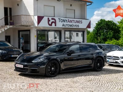 Porsche Panamera 4 E-Hybrid Platinum Edition