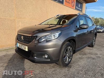 Peugeot 2008 1.2 PureTech Style
