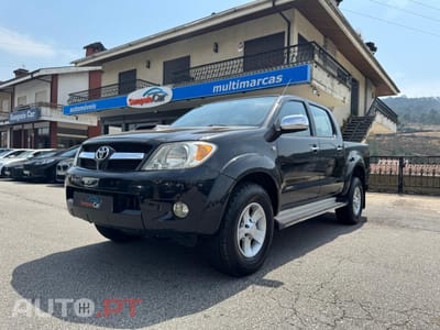 Toyota Hilux 2.5 D-4D CD Tracker