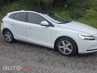 Volvo V40 2.0 D2 Kinetic Geartronic