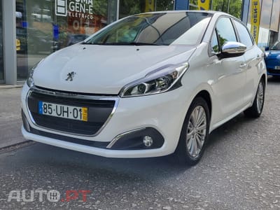 Peugeot 208 1.2 PureTech Style