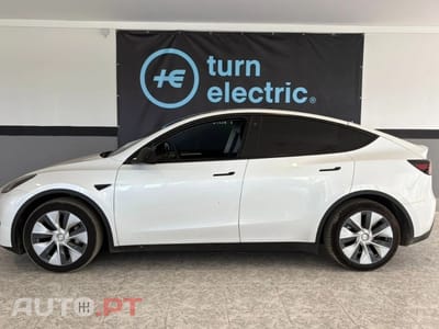 Tesla Model Y RWD