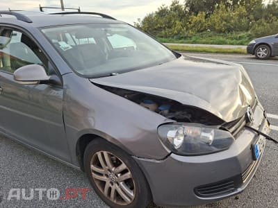 Volkswagen Golf VI