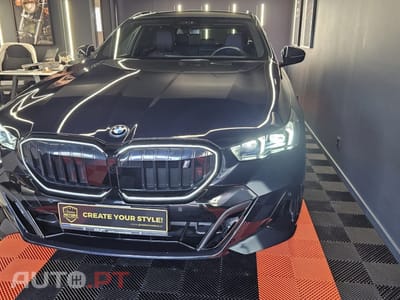 BMW i5 Touring eDrive40