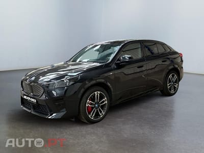 BMW iX2 eDrive20 Sport
