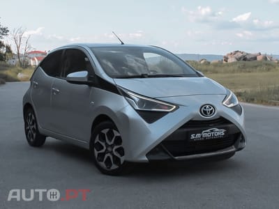 Toyota Aygo 1.0 X-Play Plus
