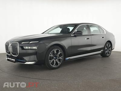 BMW i7 Pure Excellence