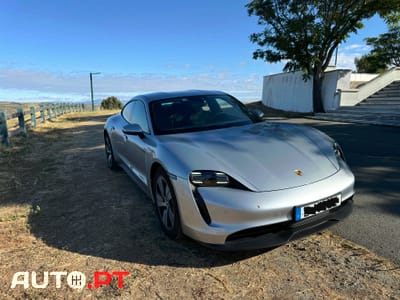 Porsche Taycan 4S