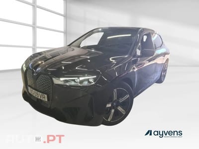 BMW iX xDrive 40