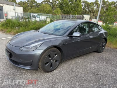 Tesla Model 3 Long-Range Dual Motor AWD