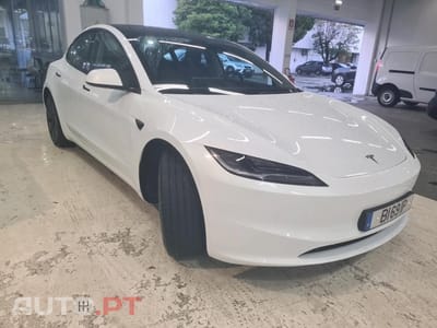 Tesla Model 3 Tração Traseira Premium