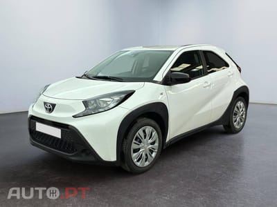 Toyota Aygo X 1.0 VVT-i Active