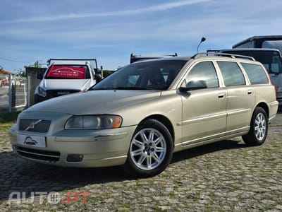 Volvo V70 2.4 D5 Momentum
