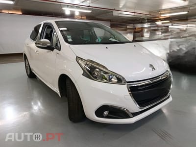 Peugeot 208 1.6 BlueHDi Style