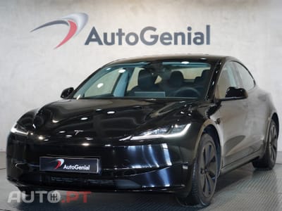 Tesla Model 3 Tração Traseira