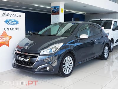 Peugeot 208 1.5 Blue Hdi Signature