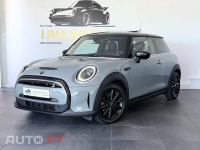 MINI Cooper Cooper SE Premium Classic