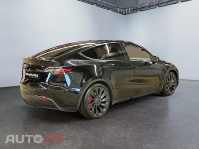 Tesla Model Y Performance Dual Motor AWD