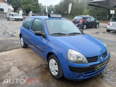 Renault Clio 1.2 8v