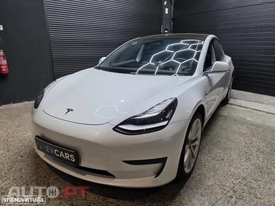 Tesla Model 3 Standard Range Plus RWD