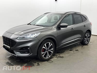 Ford Kuga 2.5 FHEV ST-Line X