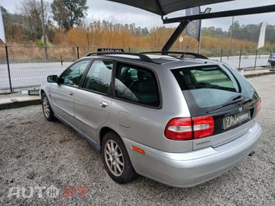 Volvo V40 1.6