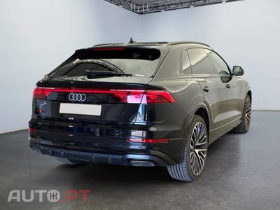 Audi Q8 60 TFSIe quattro Tiptronic