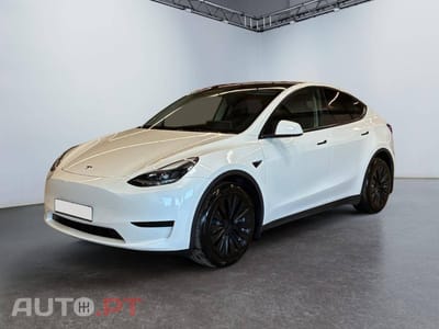 Tesla Model Y Standard RWD