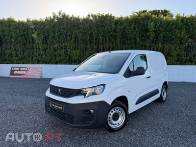 Peugeot Partner 1.5 BlueHDi Asphalt Standard