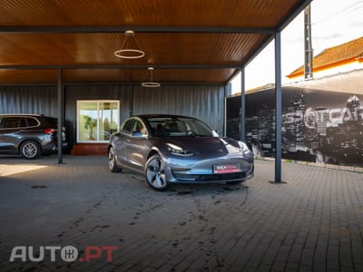 Tesla Model 3 Standard Range Plus RWD