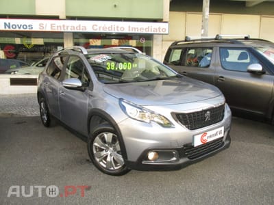 Peugeot 2008 1.2 PureTech Signature
