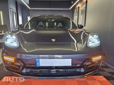 Porsche Panamera 4 E-Hybrid