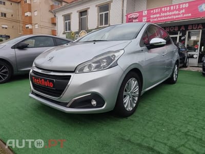 Peugeot 208 1.6 BlueHDi Style