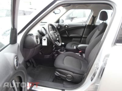 MINI Countryman One D