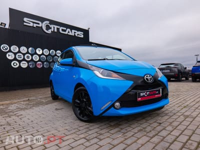 Toyota Aygo 1.0 X-Wave