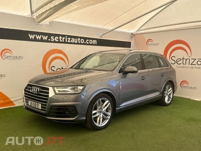 Audi Q7 3.0 TDi quattro S-line Tiptronic 7L