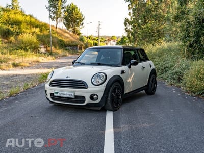 MINI Cooper Cooper D