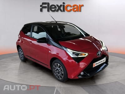 Toyota Aygo 1.0 VVti Exclusive Red
